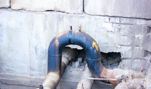 Best 24/7 water damage repair  in Hendersonville, NC